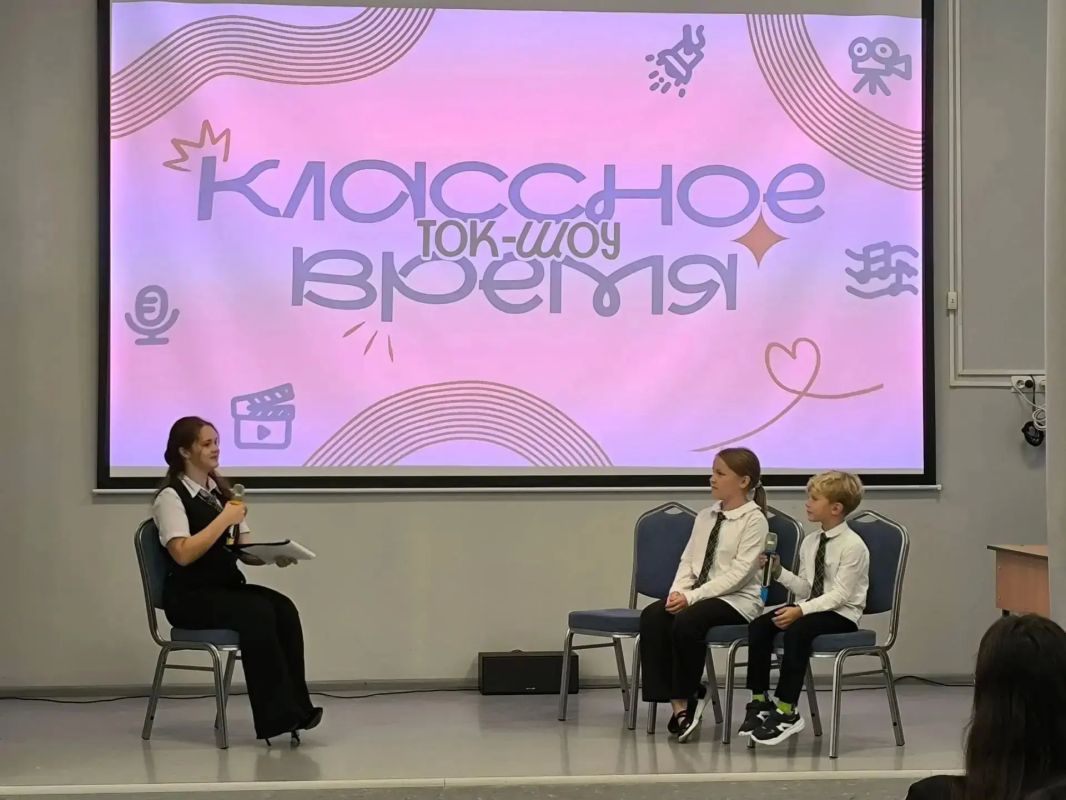 Сегодня в школе №80 имени Героя Советского Союза Д.Л. Калараша состоялось радостное событие: открыт кинозал, который уже стал образовательным центром школы Сегодня в школе №80 имени Героя Советского Союза Д.Л. Калараша состоялось радостное событие: открыт кинозал, который уже стал образовательным центром школы