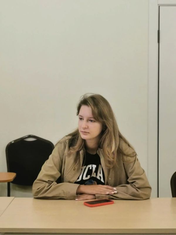 В Доме молодежи вот уже второй день нон-стопом идёт собеседование кандидатов в Молодёжный совет при главе города на 2026–2027 годы В Доме молодежи вот уже второй день нон-стопом идёт собеседование кандидатов в Молодёжный совет при главе города на 2026–2027 годы