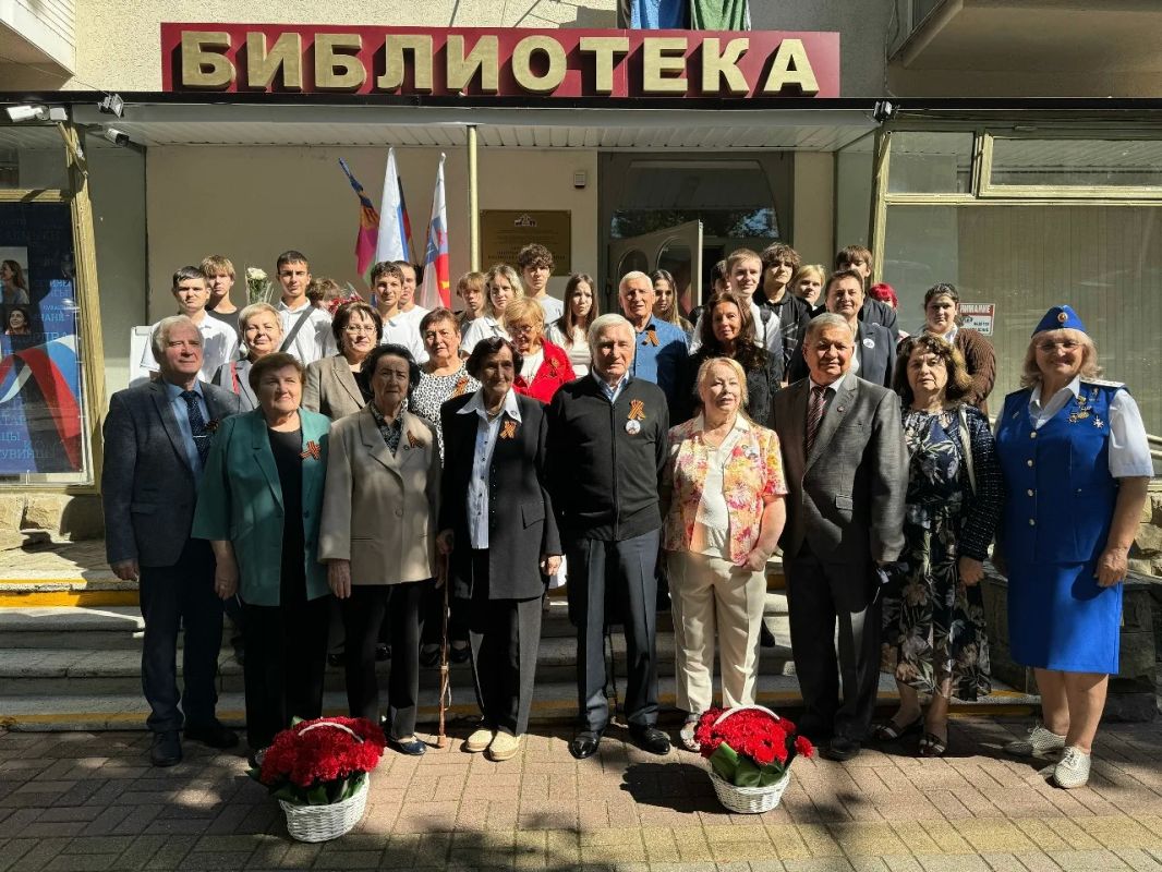 В Центральной библиотечной системе имени А. И. Одоевского прошло патриотическое мероприятие — его приурочили к 100летию Героя Советского Союза Алексея Петровича Малышева и ко Дню освобождения Кубани