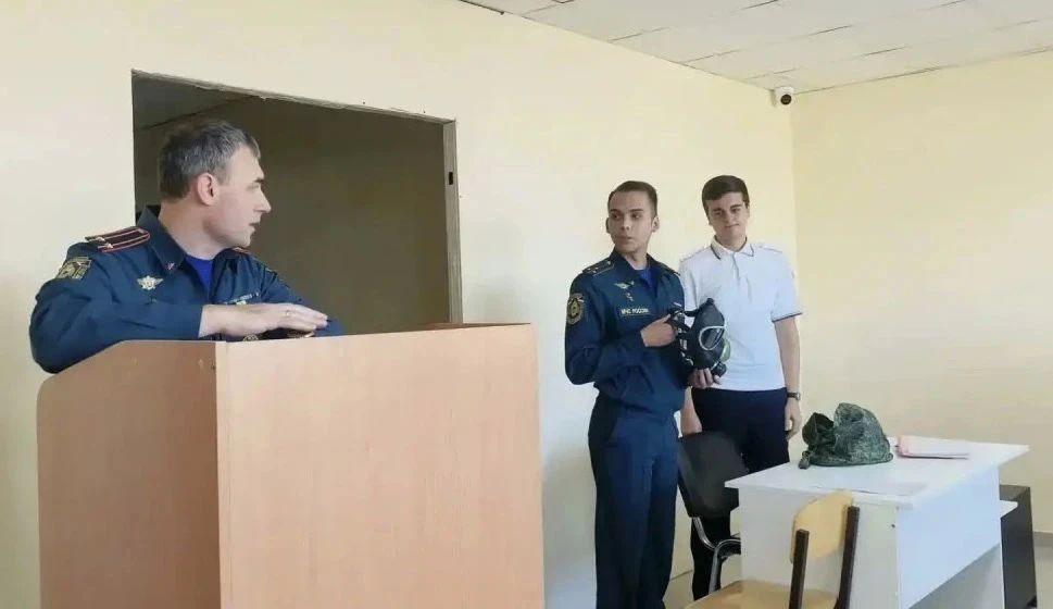 В Кубанском юридическом полицейском колледже прошёл мастеркласс по гражданской обороне для будущих юристов и полицейских В Кубанском юридическом полицейском колледже прошёл мастеркласс по гражданской обороне для будущих юристов и полицейских