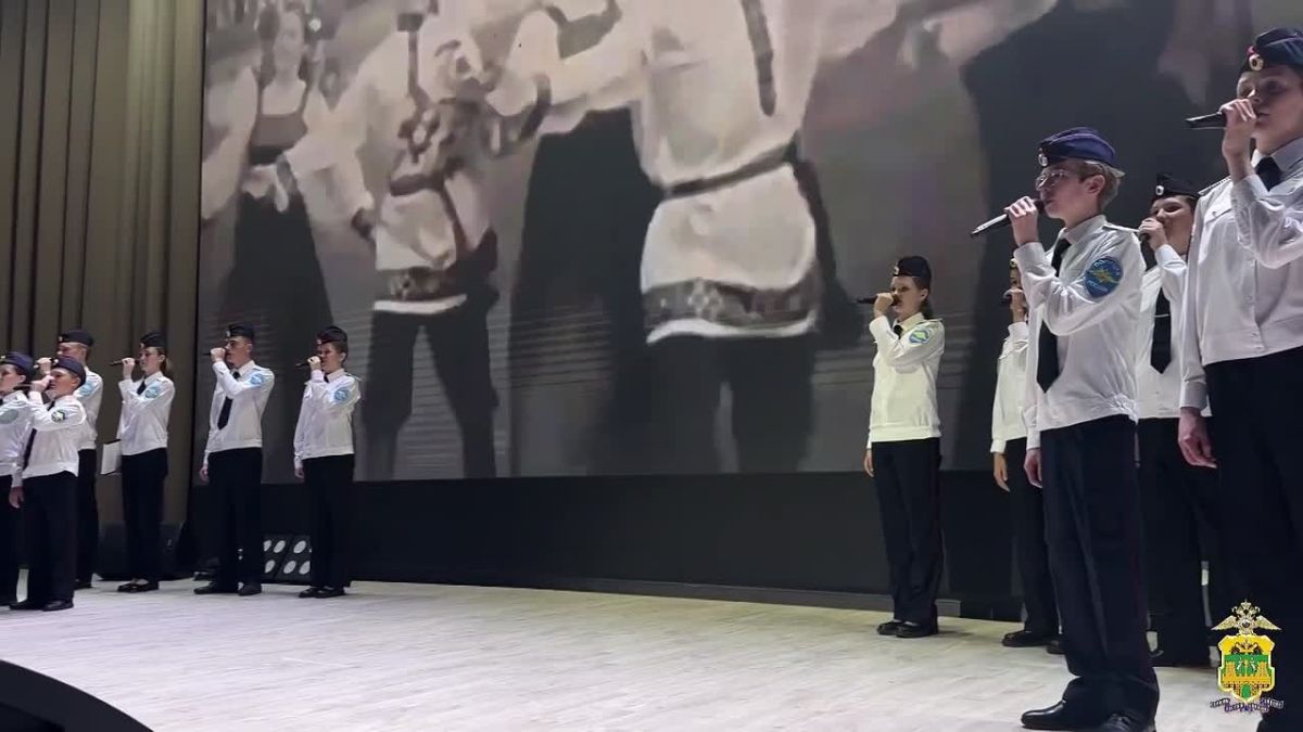 В Сочи сотрудники полиции и представители общественного совета при УВД приняли участие в межрегиональном форуме «Связь поколений»