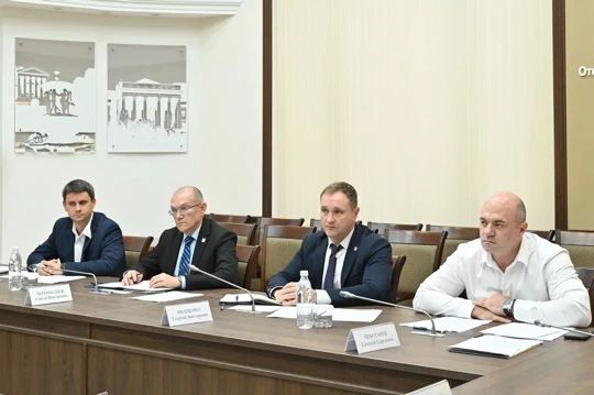 Андрей Прошунин: Вопрос берегоукрепления для Сочи как города-курорта — это сохранение рекреационного и экономического потенциала Андрей Прошунин: Вопрос берегоукрепления для Сочи как города-курорта — это сохранение рекреационного и экономического потенциала
