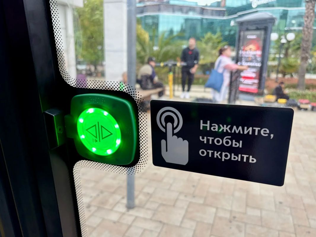 Три новых автобуса ЛиАЗ вышли на маршрут № 12! Три новых автобуса ЛиАЗ вышли на маршрут № 12!