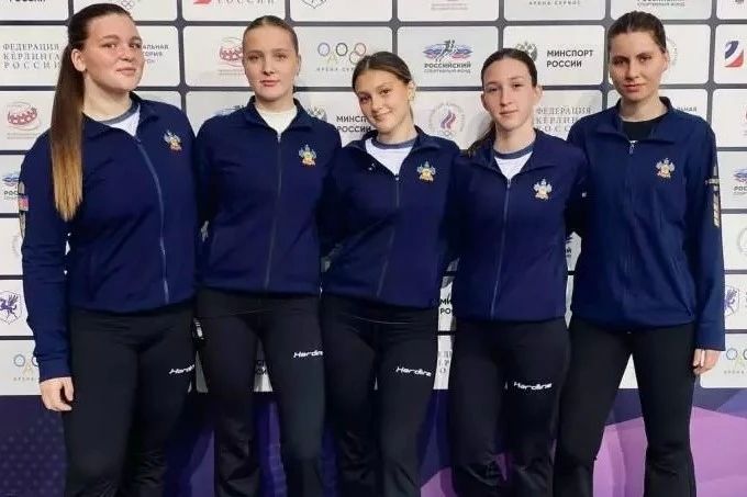 Сочинские керлингистки завоевали серебро и прошли отбор на участие в зимней Спартакиаде молодежи