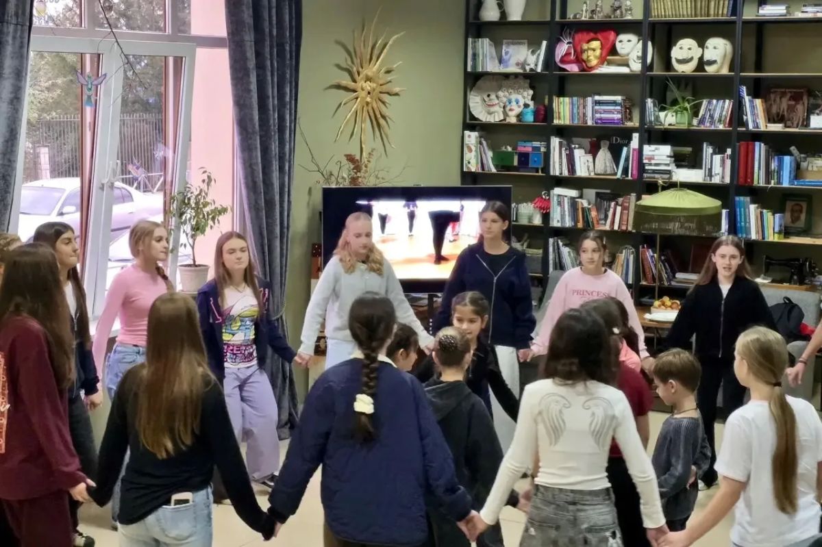 В доме культуры «Красная Поляна» прошло мероприятие, посвящённое греческому празднику «День Охи» В доме культуры «Красная Поляна» прошло мероприятие, посвящённое греческому празднику «День Охи»