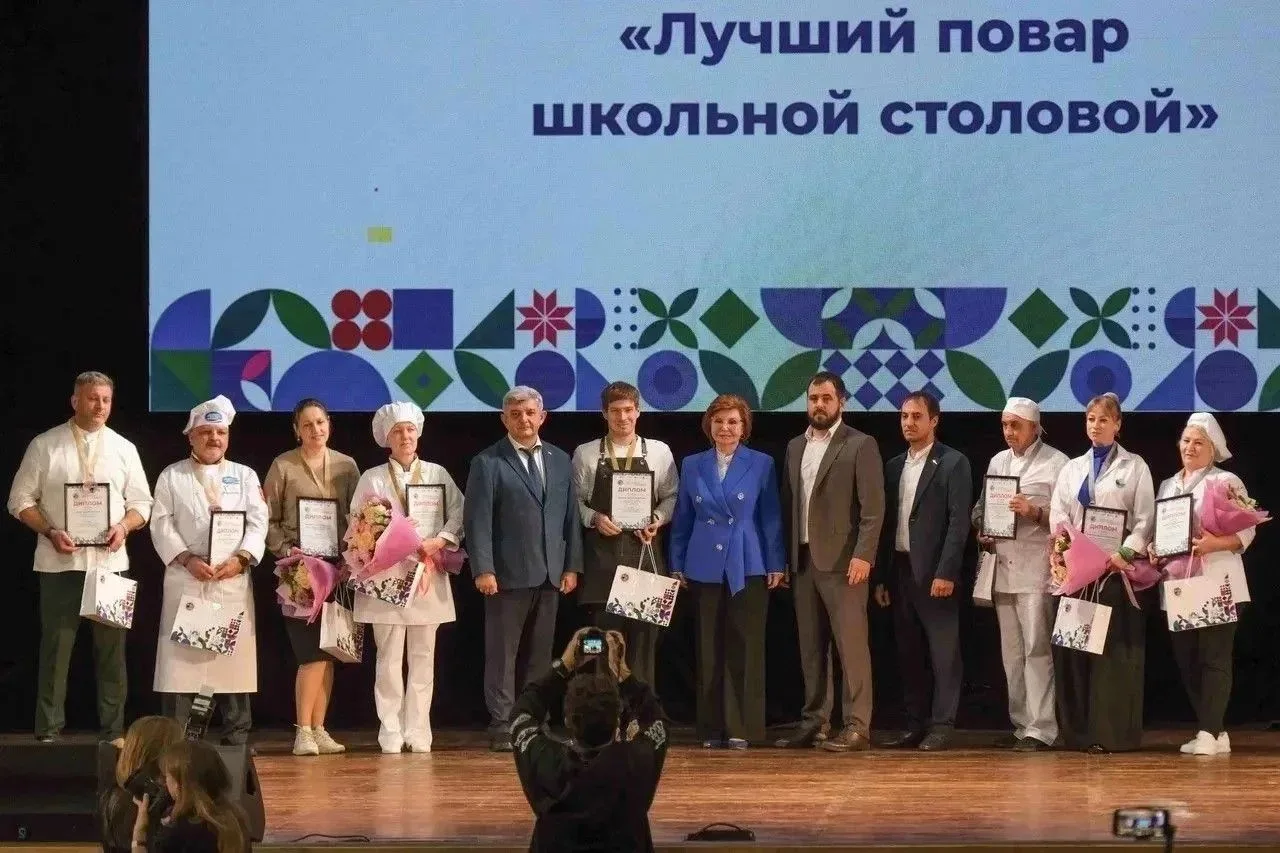Сочинец Георгий Ковылов признан лучшим поваром школьной столовой